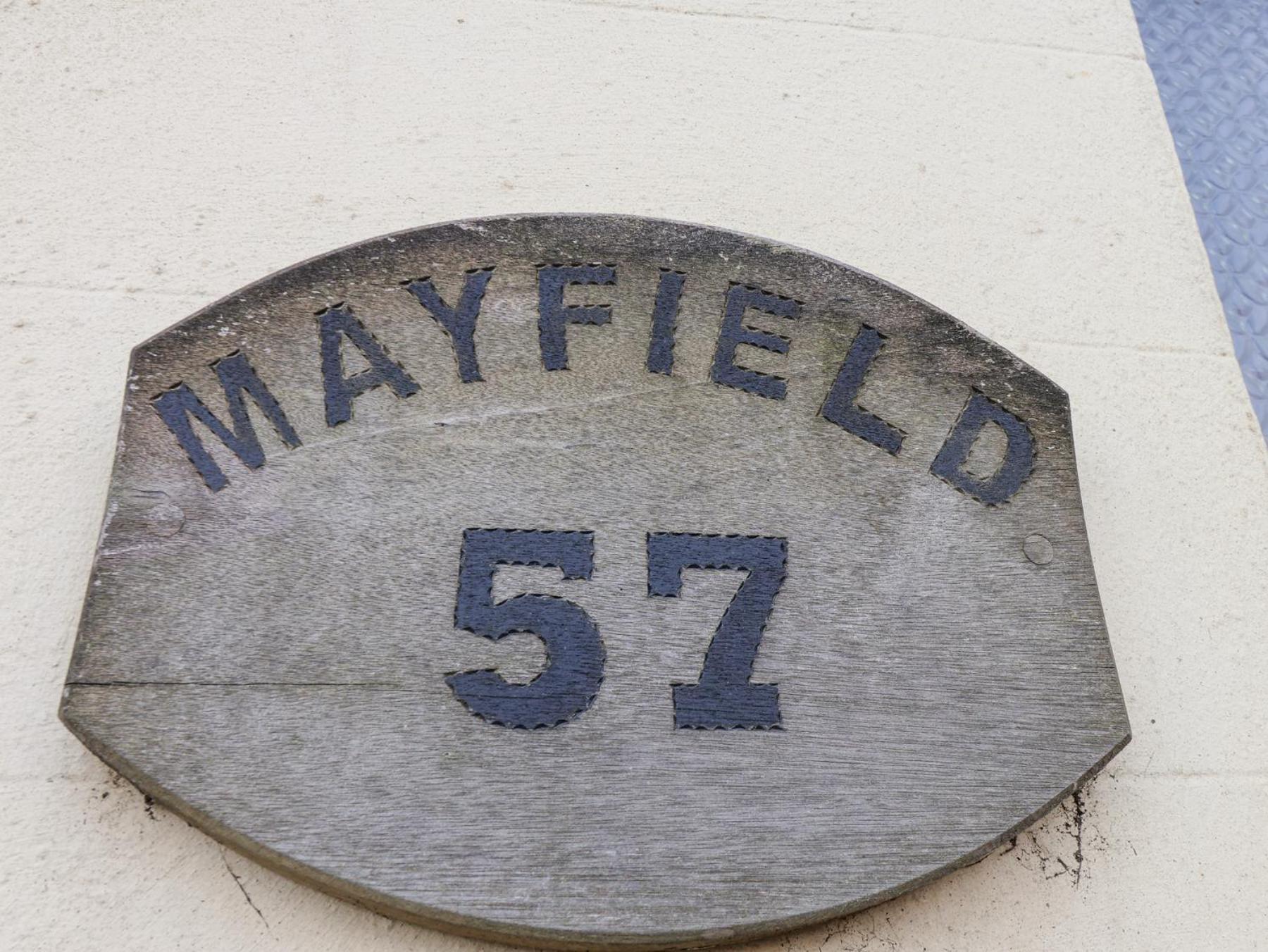 Mayfield Manor Whitby Exterior photo